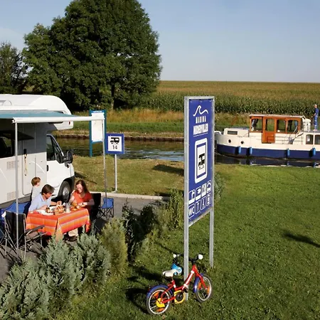 Kuhnle-tours Апартаменты *